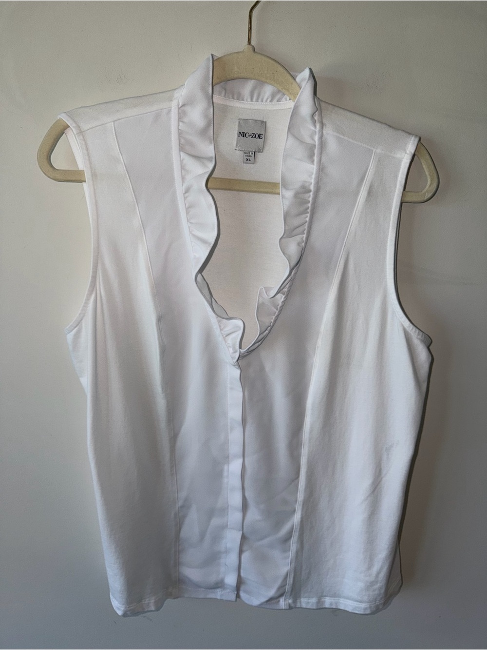 NIC+ZOE Ruffled Around Sleeveless Top in Paper White